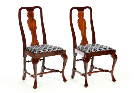 SET OF SIX QUEEN ANNE-STYLE CHAIRS.