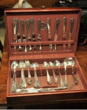 SET OF STERLING SILVER FLATWAR