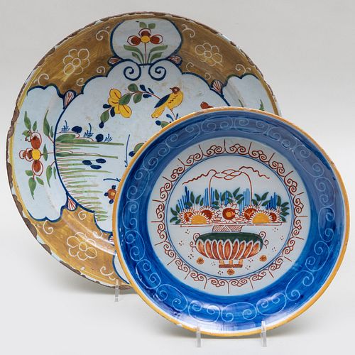 SET OF TEN DUTCH DELFT PLATES AND A