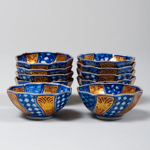 SET OF TEN JAPANESE BLUE AND RED