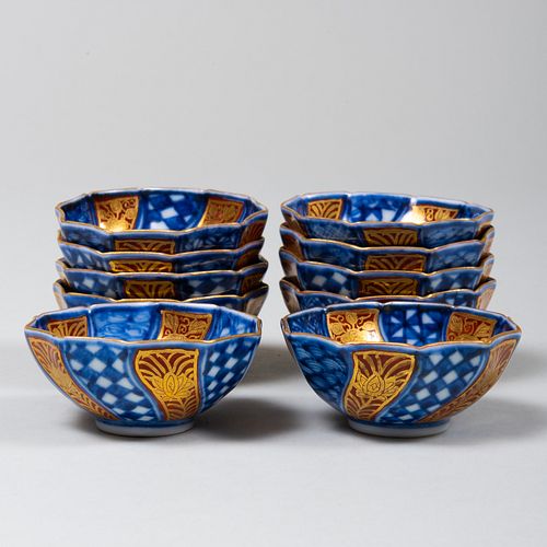 SET OF TEN JAPANESE BLUE AND RED