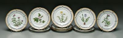 Set of ten porcelain plates: