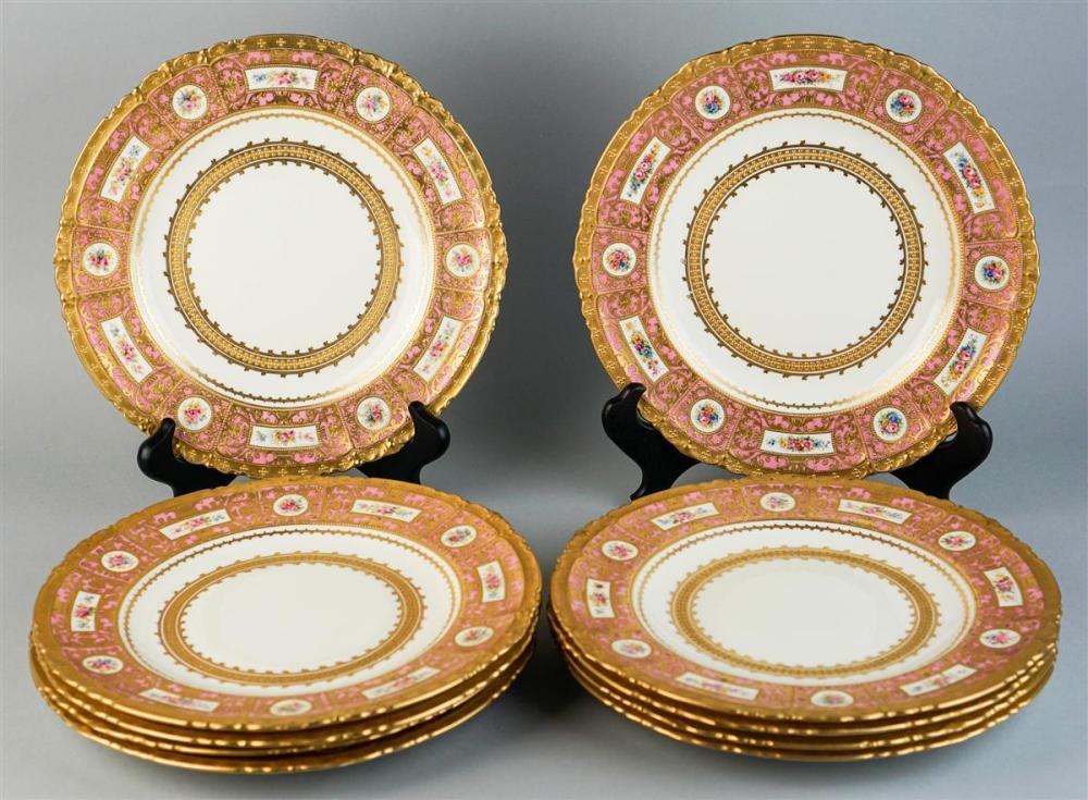 SET OF TEN ROYAL CROWN DERBY DINNER