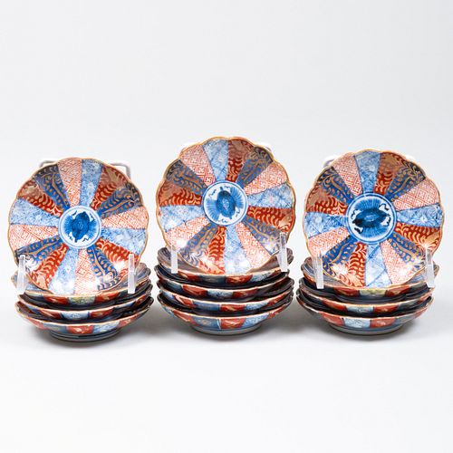SET OF THIRTEEN JAPANESE BLUE AND