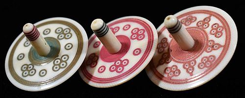SET OF THREE DELICATE IVORY