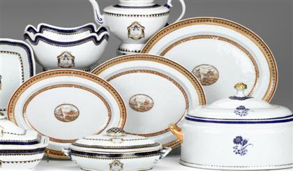 Set of three graduated Chinese