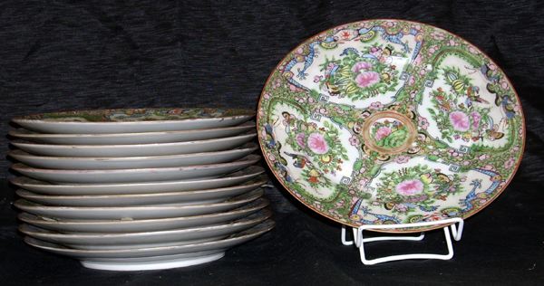 Set of Twelve Chinese Export \"Rose