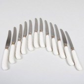 SET OF TWELVE ENGLISH PORCELAI