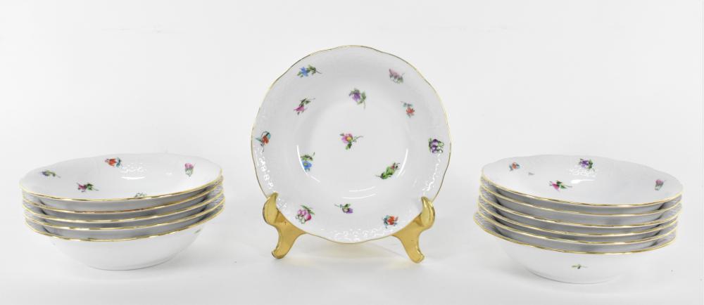 SET OF TWELVE HEREND PORCELAIN