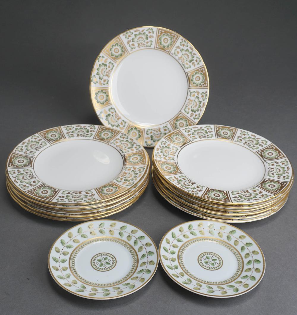 SET OF TWELVE ROYAL CROWN DERBY