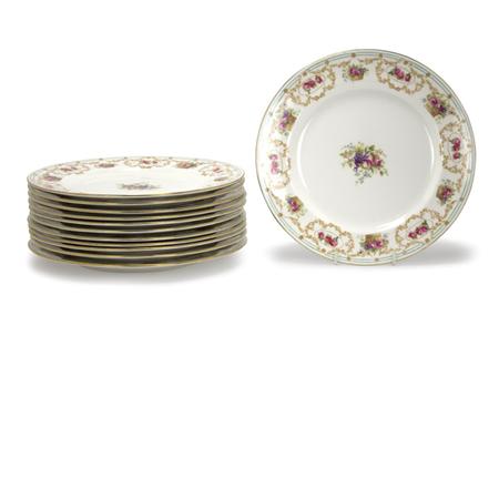 Set of Twelve Royal Doulton