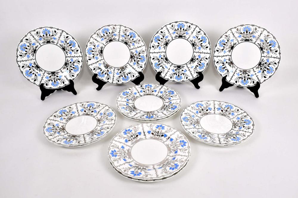 SET OF TWELVE WEDGWOOD PORCELAIN