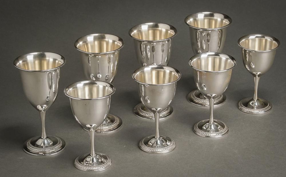 SET OF TWENTY-FOUR PERUVIAN