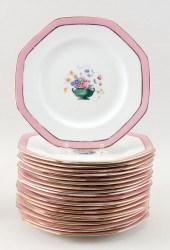 SET OF TWENTY ROYAL DOULTON FO