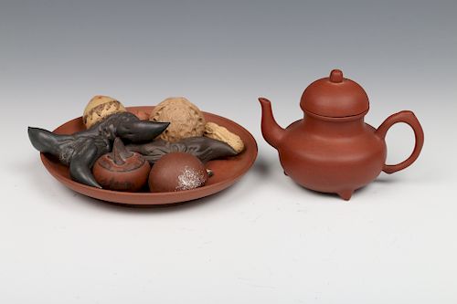 SET OF ZISHA OBJECTS AND TEAPOT,