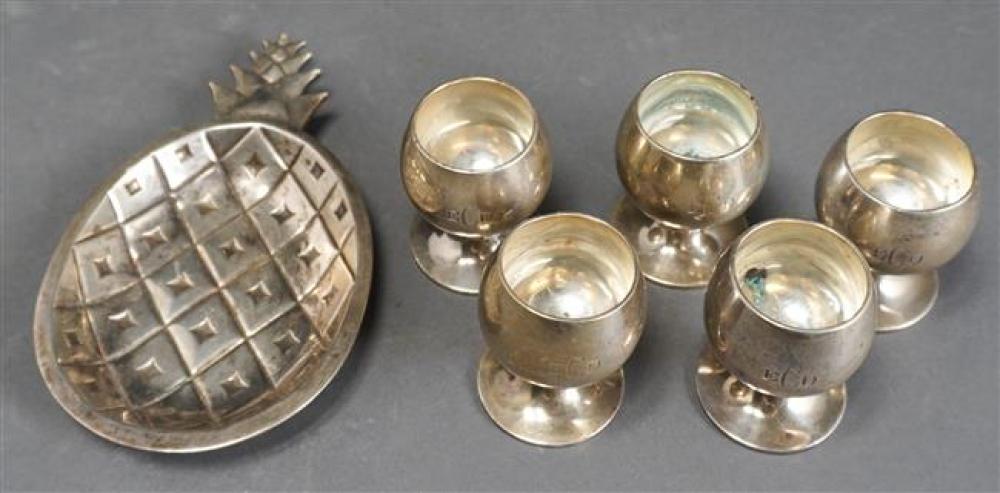 SET WITH FIVE TIFFANY & CO.