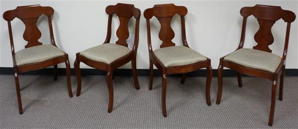 SET WITH FOUR PENNSYLVANIA HOUSE
