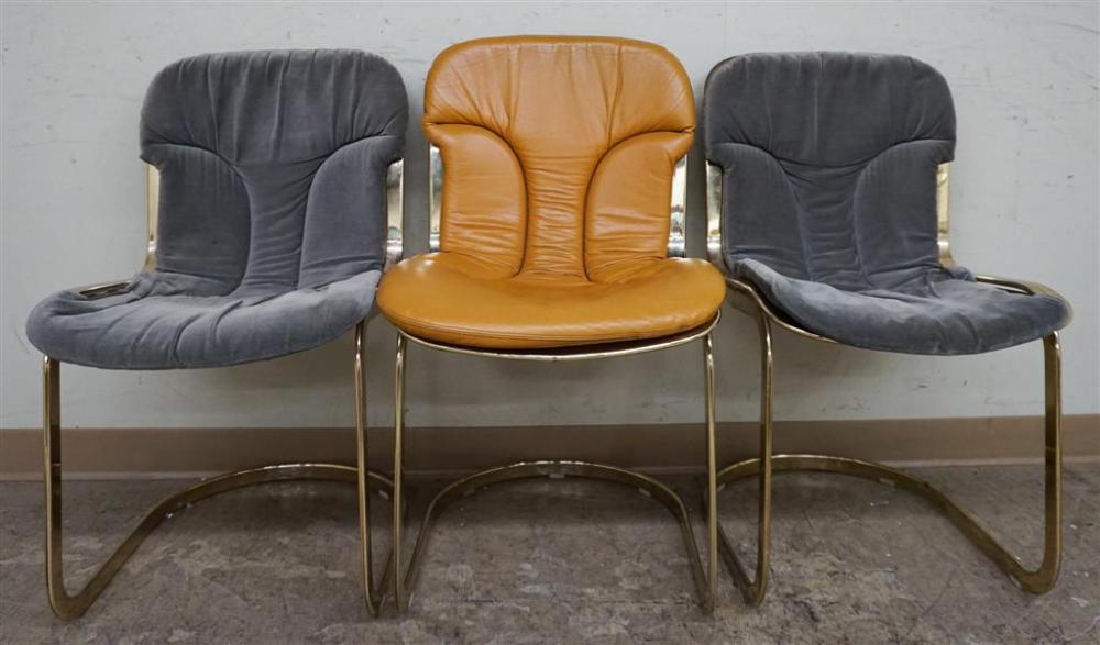 SET WITH THREE ITALIAN CIDUE
