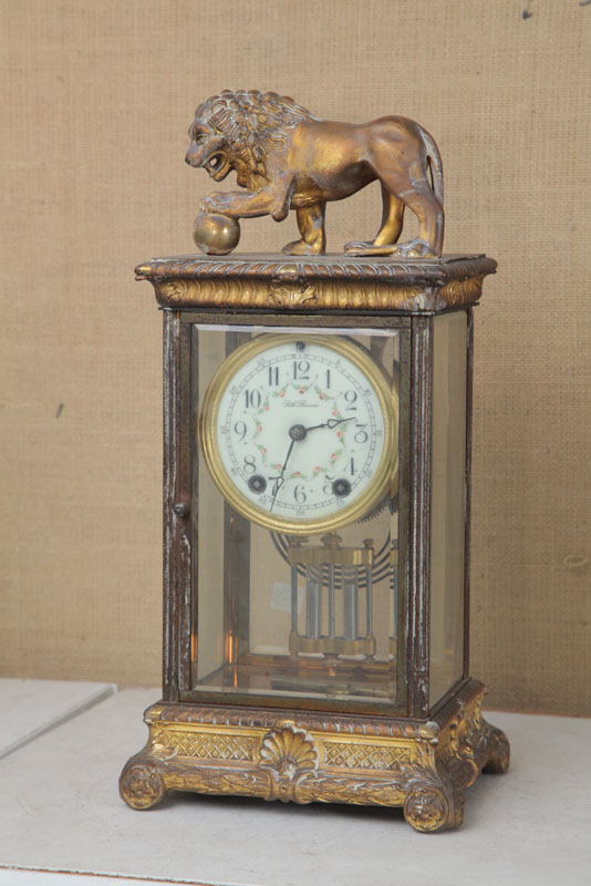 SETH THOMAS MANTLE CLOCK. Eight day