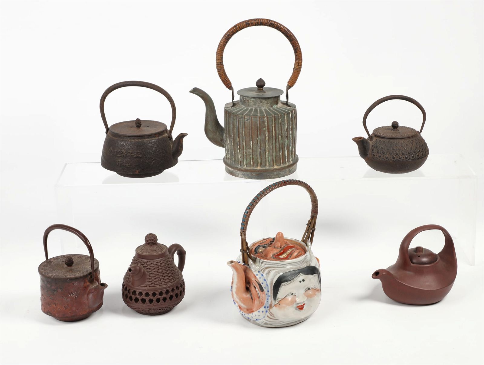 SEVEN ASIAN METAL AND CERAMIC