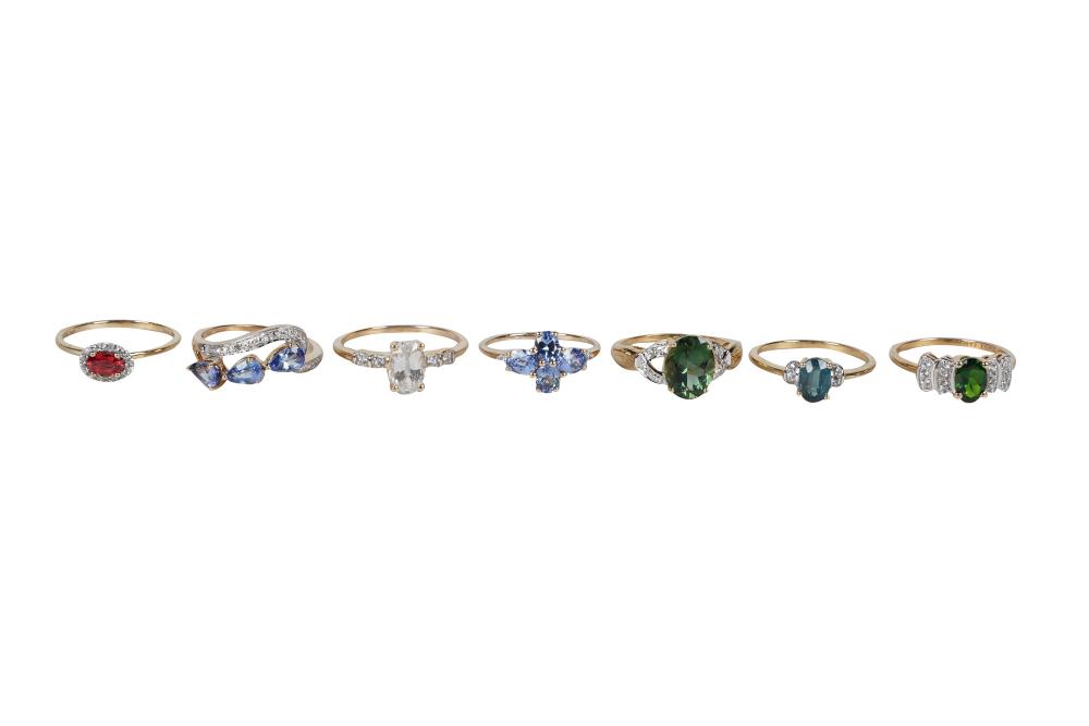 SEVEN ASSORTED 10 KARAT GOLD