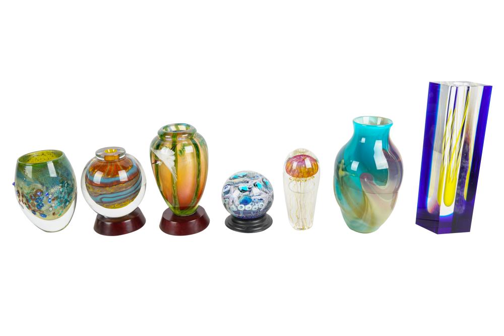 SEVEN ASSORTED ART GLASS