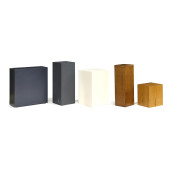 SEVEN ASSORTED GALLERY DISPLAY