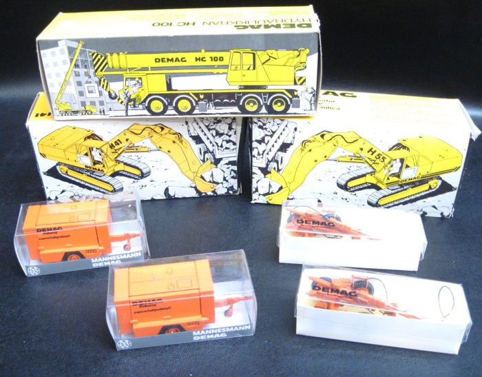 SEVEN DIECAST 1:50 SCALE MODELS