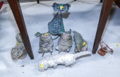 SEVEN GARDEN ORNAMENTS Compris