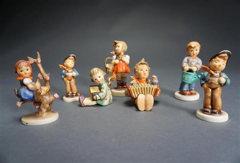 SEVEN HUMMEL FIGURINESSeven