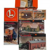 SEVEN LIONEL ACCESSORIES Inclu