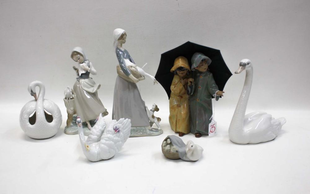 SEVEN LLADRO PORCELAIN FIGURINES,