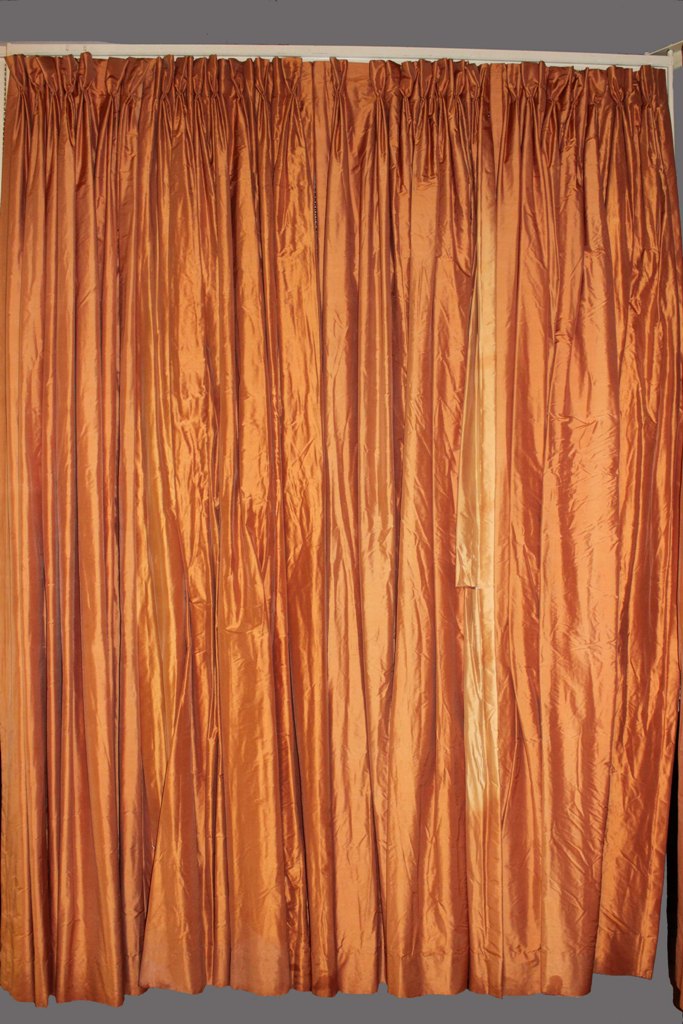 SEVEN PANELS TANGERINE SILK