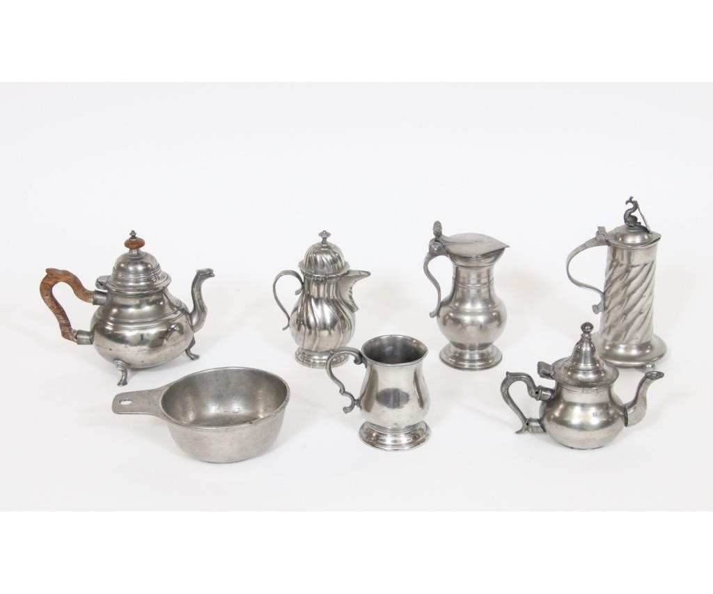 Seven piece of pewter tableware,