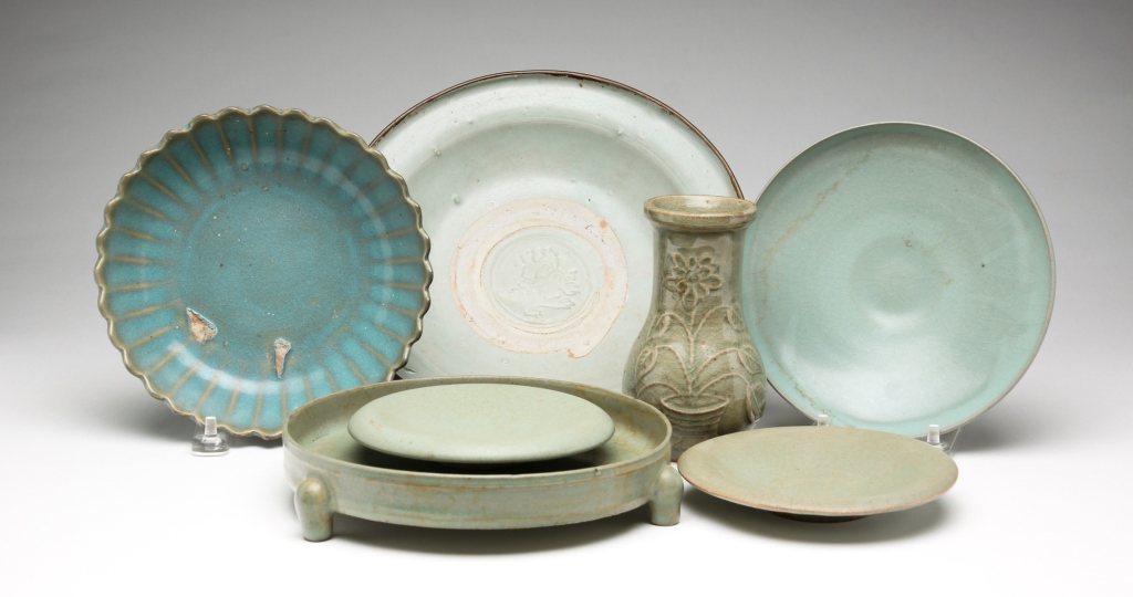 SEVEN PIECES OF CHINESE GLAZED