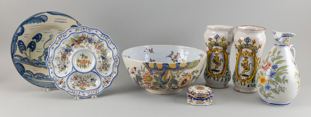 SEVEN PIECES OF ITALIAN POTTERY ,
