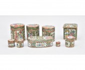 Seven Rose Medallion round can