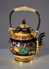 SEVRES PORCELAIN TEAPOTLouis P