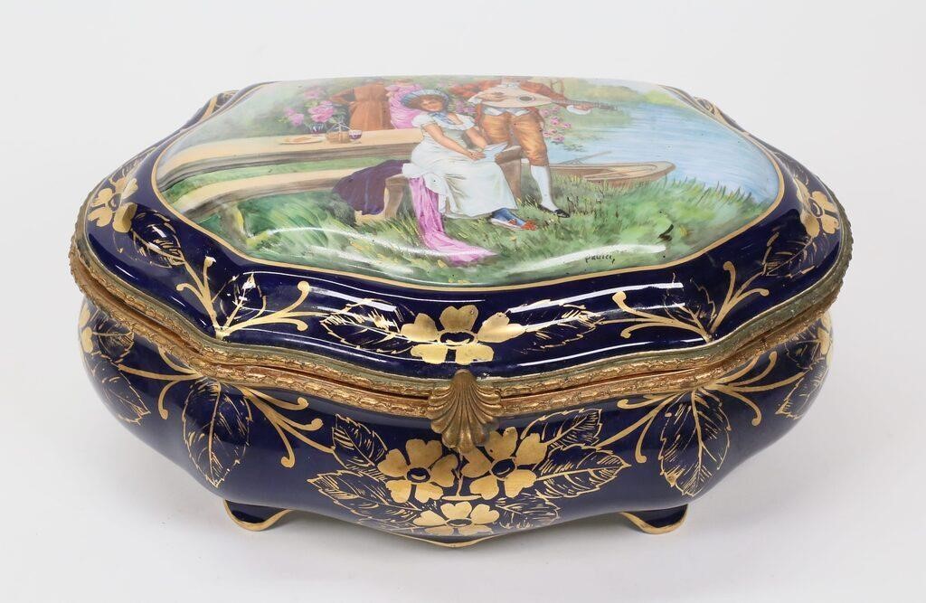SEVRES STYLE CHATEAU DES ETOILES