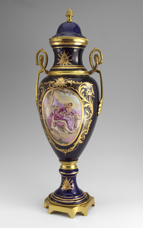 SEVRES TYPE PORCELAIN URN: Cobalt