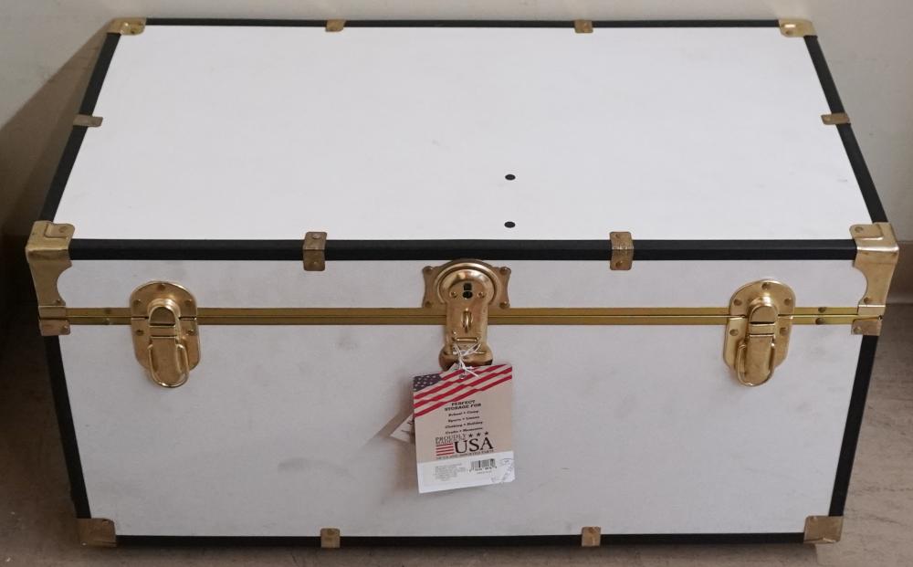 SEWARD STORAGE TRUNK, 16 X 31 X