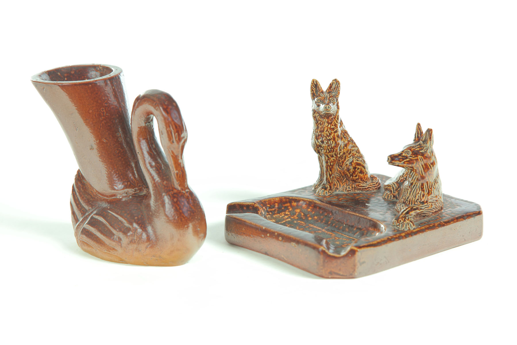SEWERTILE VASE AND ASHTRAY. 