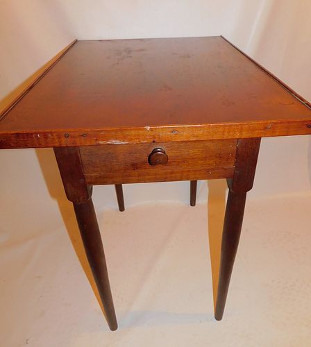 SHAKER BROOM LEG ANTIQUE