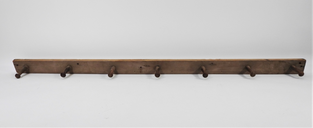 SHAKER HANGING COAT HAT PEG RAIL