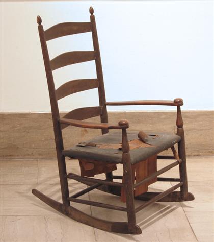 Shaker rocking chair    mt.