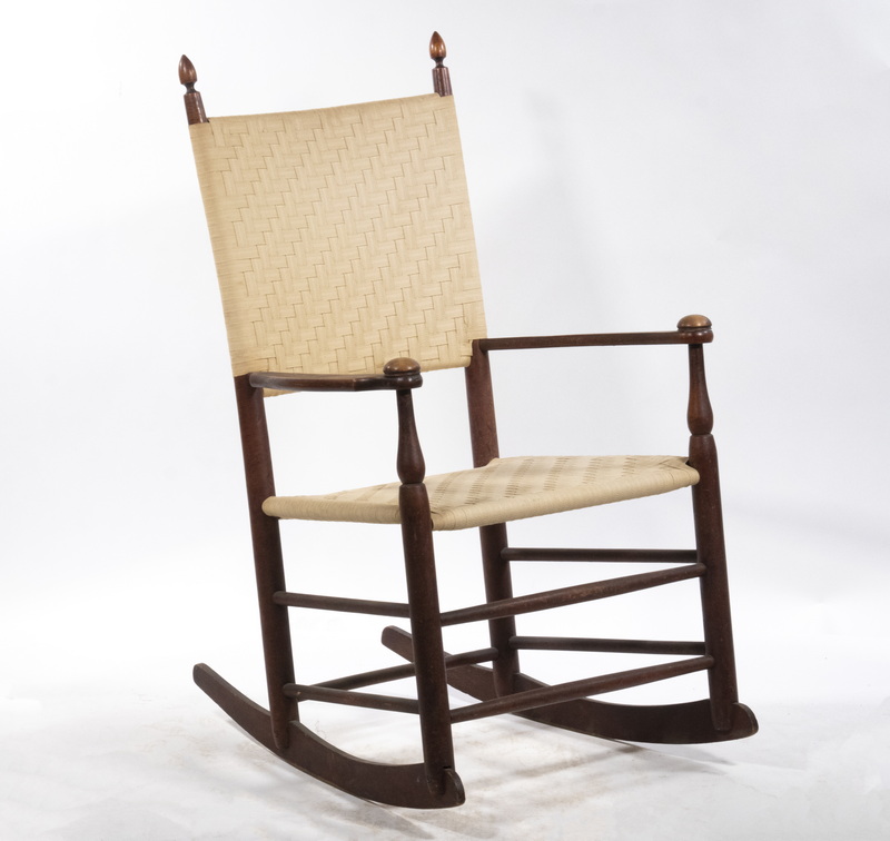SHAKER YOUTH ROCKER Red Stained