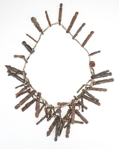 SHAMAN'S NECKLACE, KALIMANTANOld