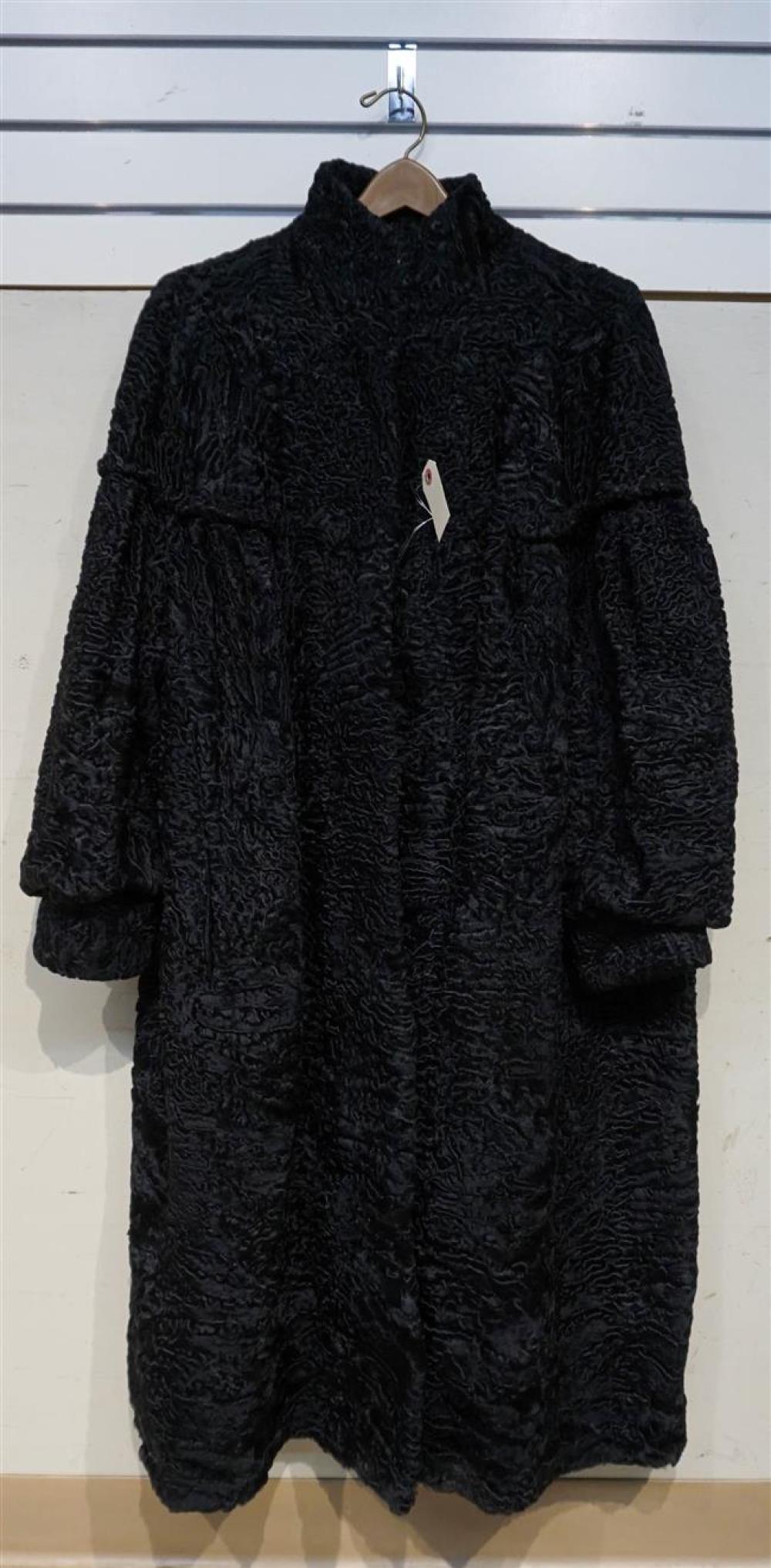 SHEARED LAMB FUR COAT; HERBST
