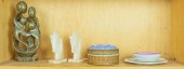 SHELF LOT OF DECORATIVES SHONA