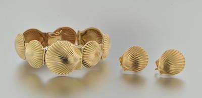 Shell Design 14k Gold Watch